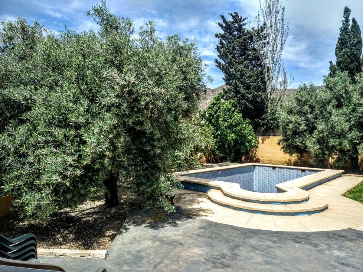 Chalet Con Piscina En Ніхар Екстер'єр фото